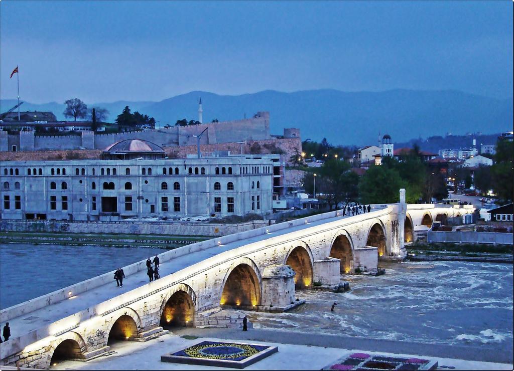 Hotel Square Skopje Exterior photo