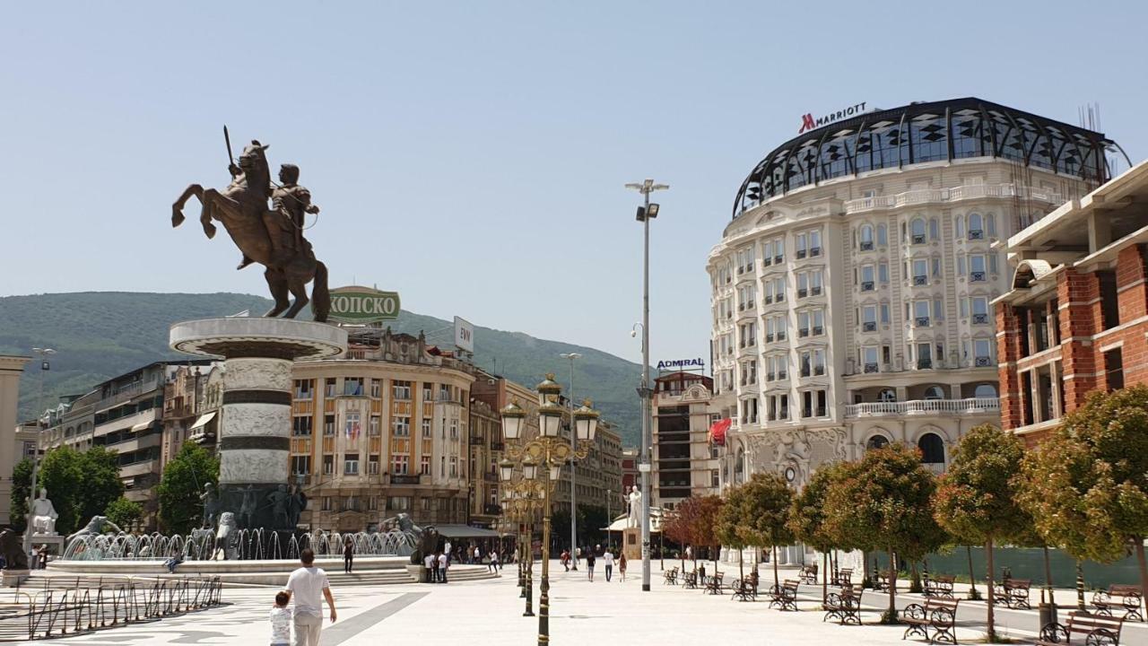 Hotel Square Skopje Exterior photo